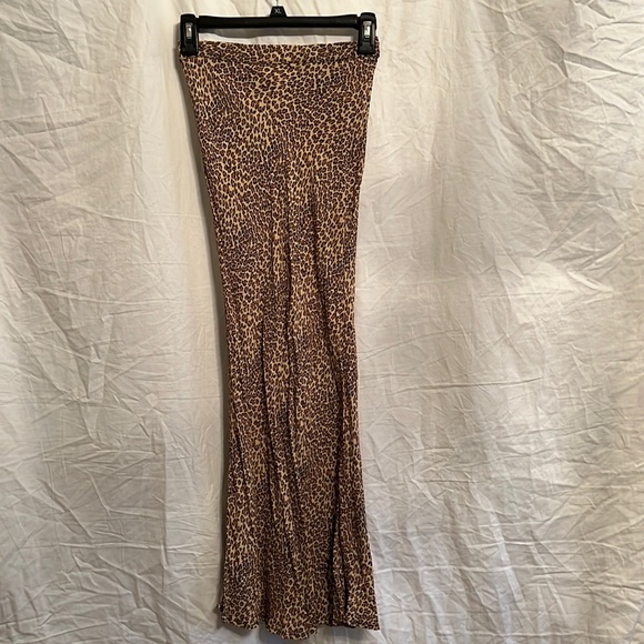 Leopard print Midi skirt - Picture 3 of 4